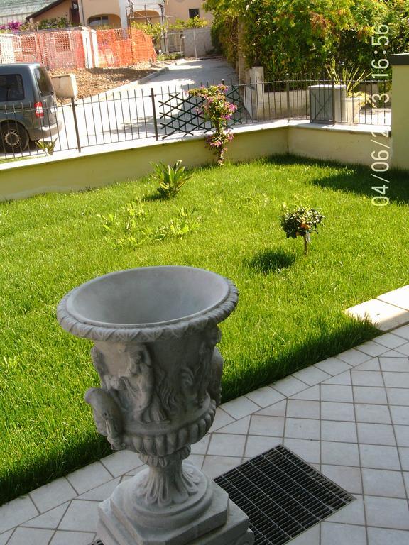 Villaggio La Piana Черво Экстерьер фото